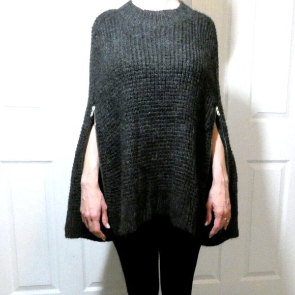 Mod Gray Cape Knit French Connection Vintage Sweater Poncho Zip up Sides Size M - Picture 1 of 13
